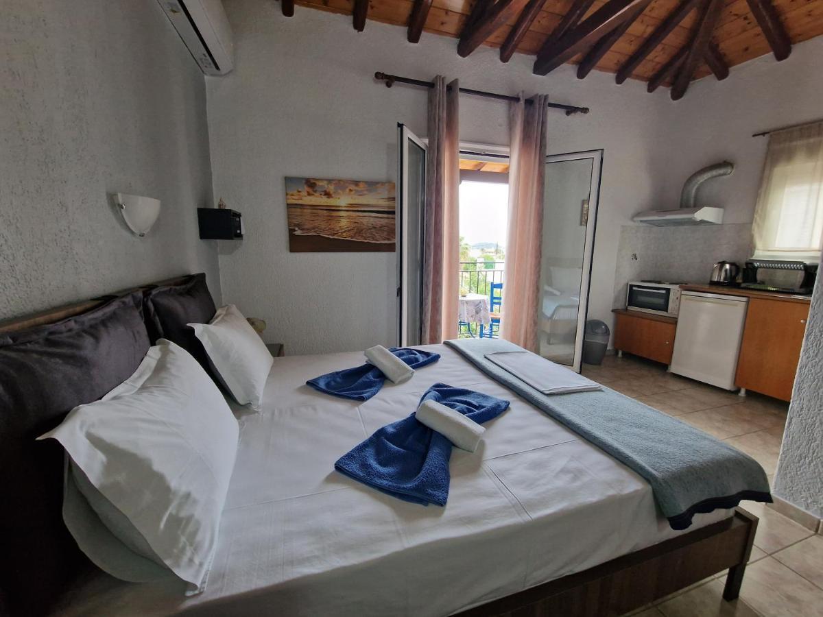 Pansion Pandora Apartment Skiathos Town Ngoại thất bức ảnh