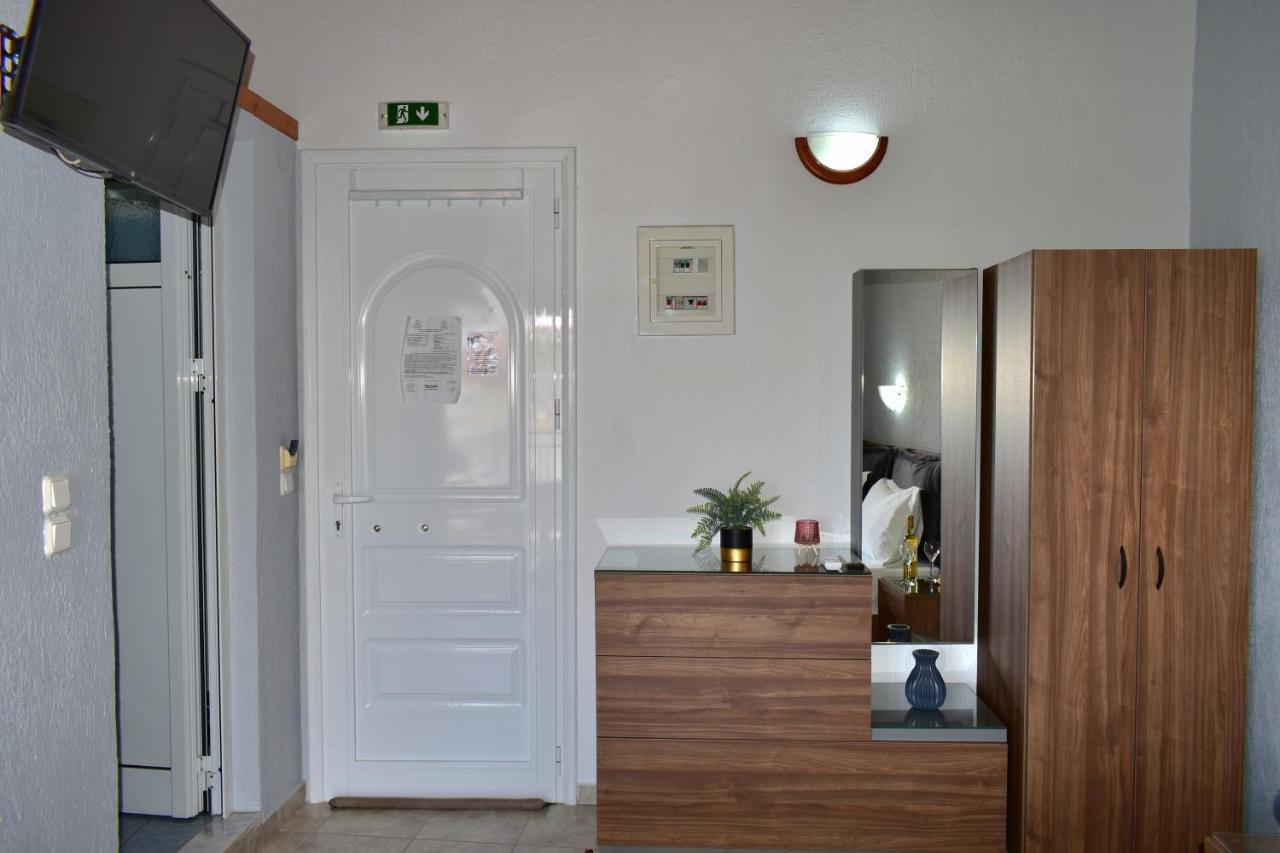 Pansion Pandora Apartment Skiathos Town Ngoại thất bức ảnh