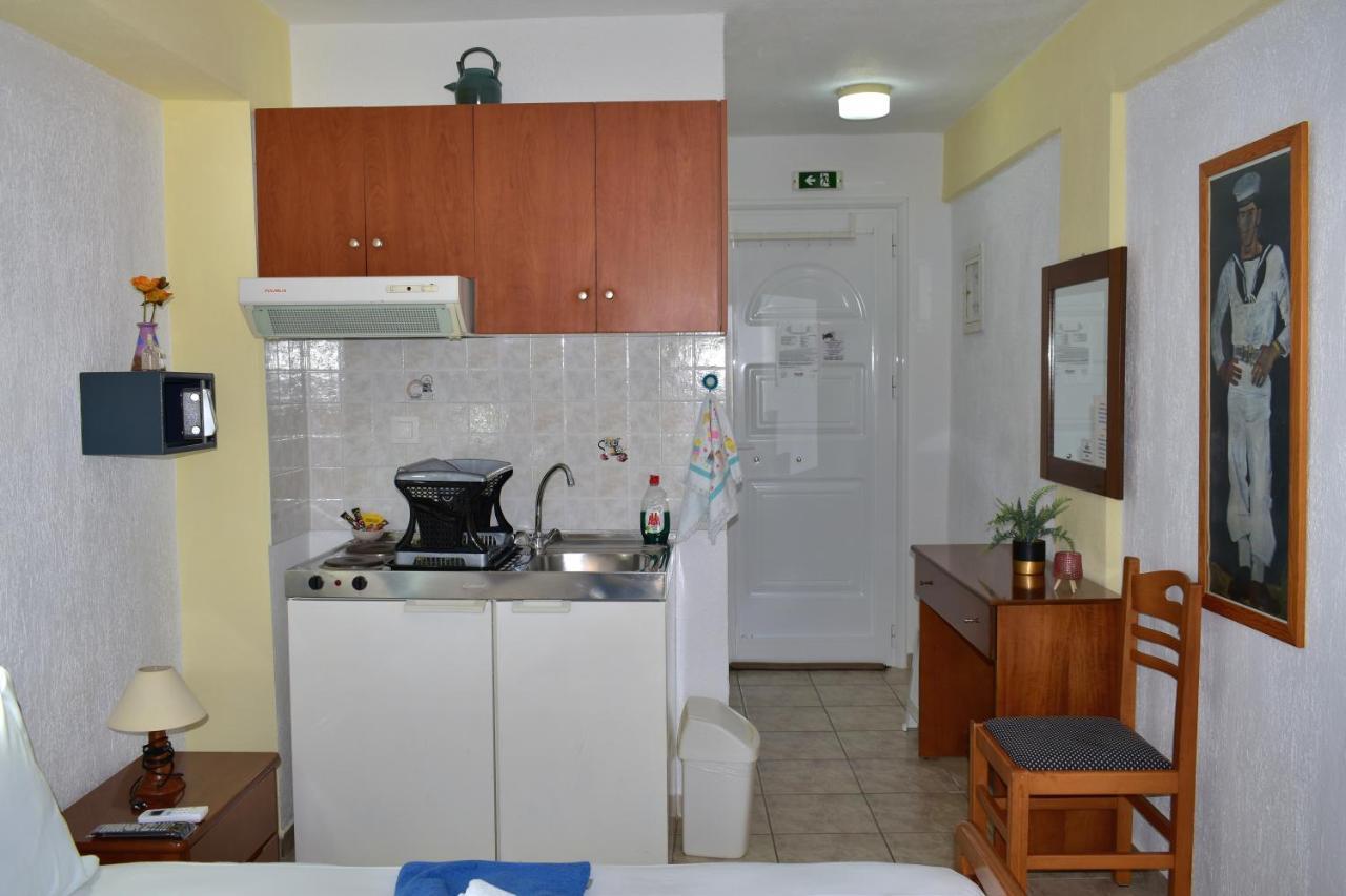 Pansion Pandora Apartment Skiathos Town Ngoại thất bức ảnh