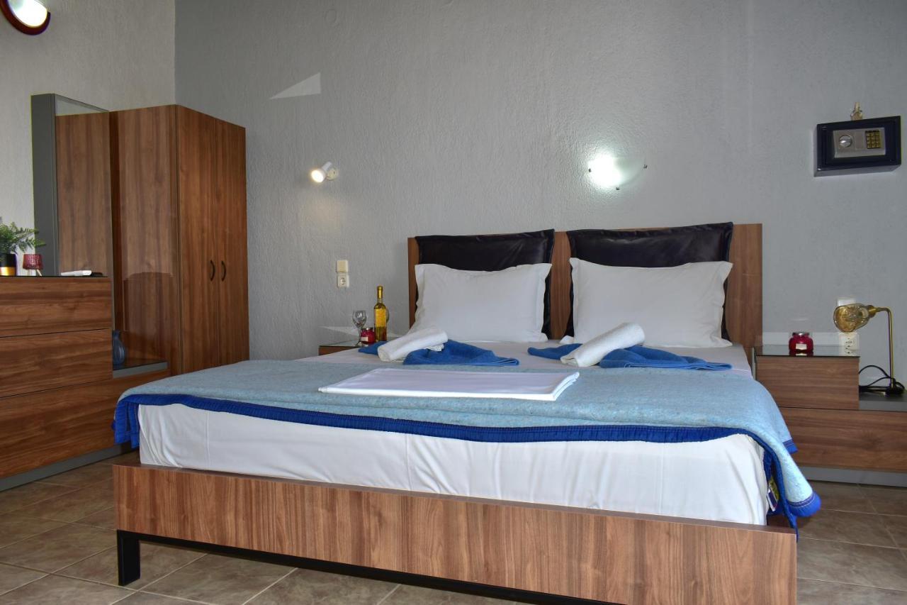 Pansion Pandora Apartment Skiathos Town Ngoại thất bức ảnh