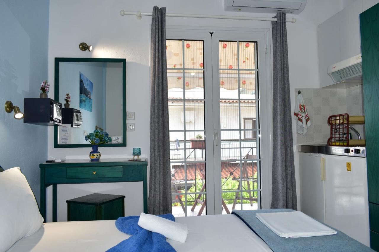 Pansion Pandora Apartment Skiathos Town Ngoại thất bức ảnh