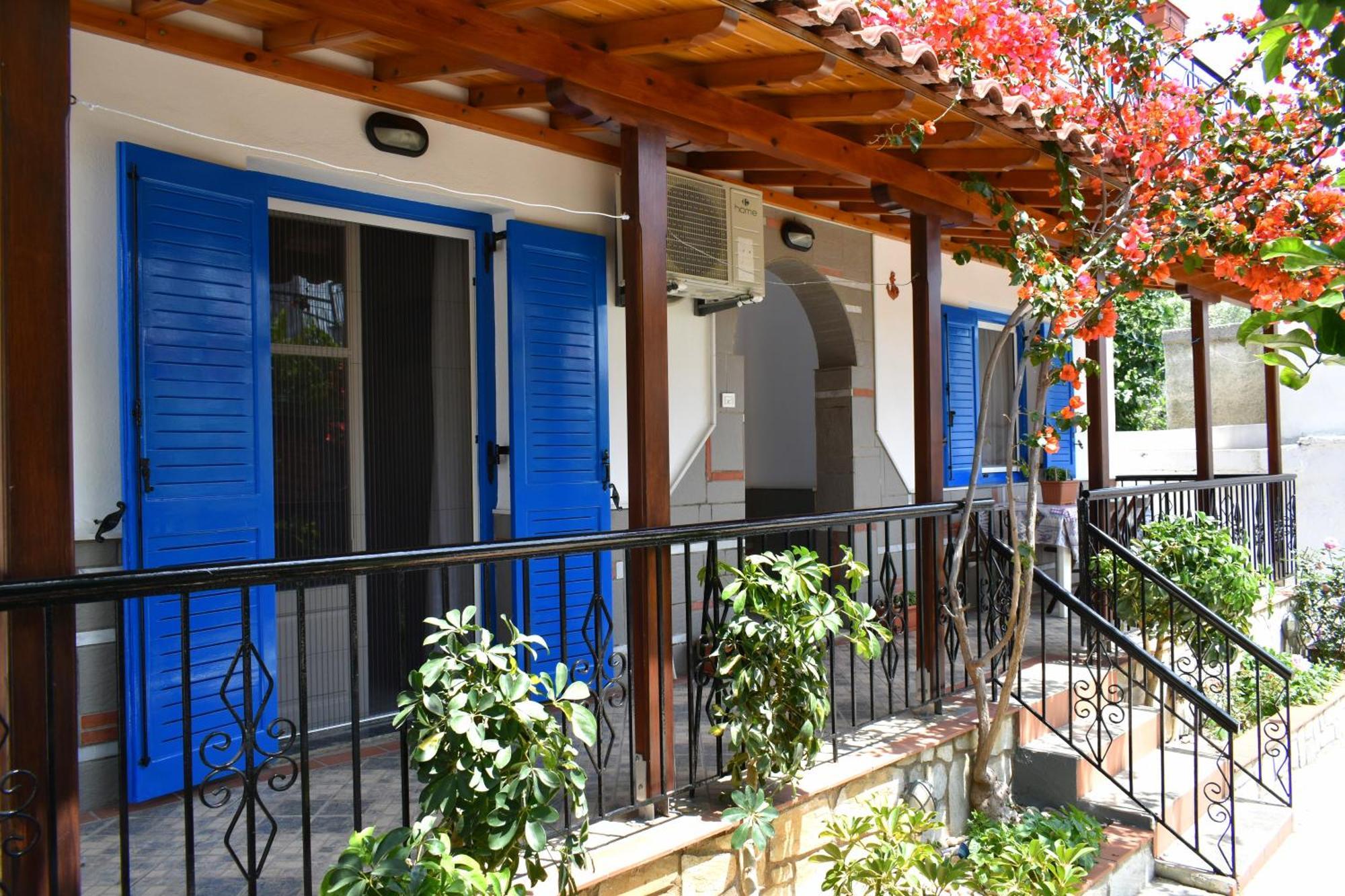 Pansion Pandora Apartment Skiathos Town Ngoại thất bức ảnh